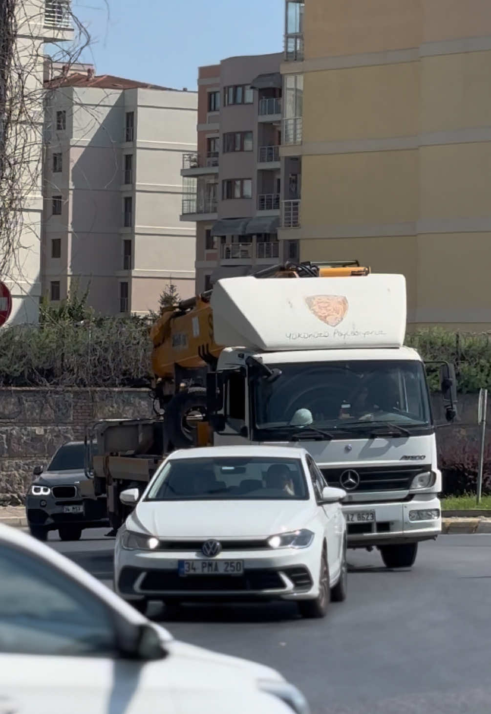 @ŞAFAK VİNÇ