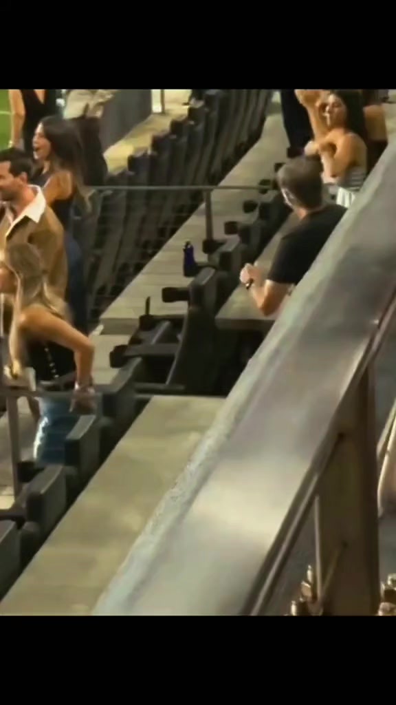 @Argentina's fans