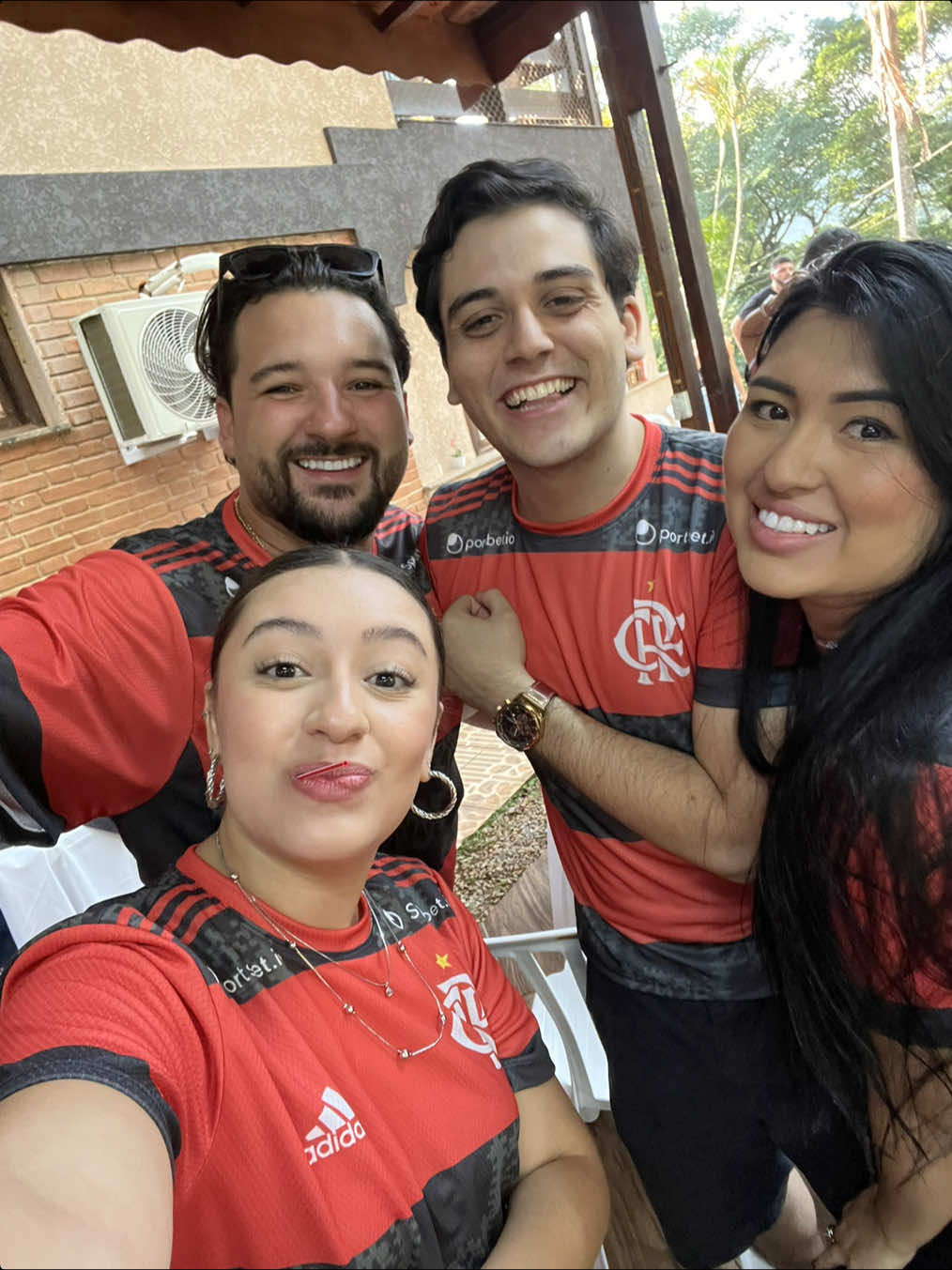 @Ma&iacute;ra Caroline