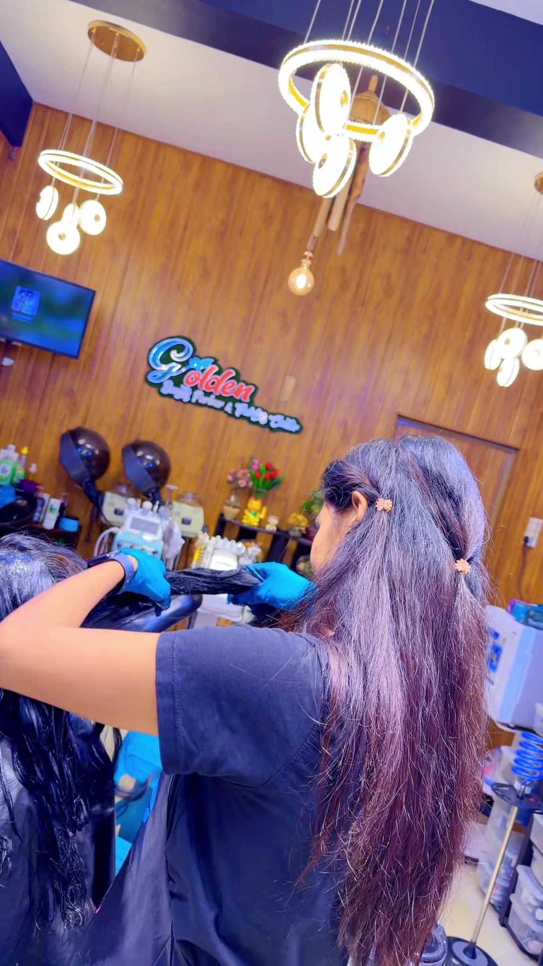 @GOLDEN BEAUTY PARLOUR