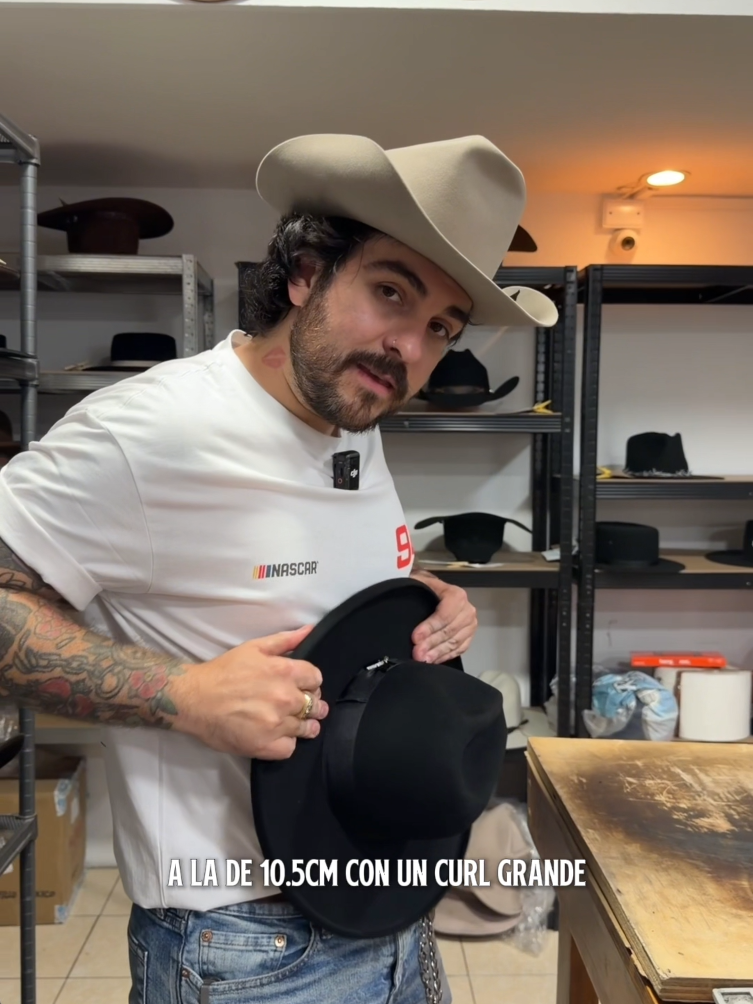 @Handsome Hats🇲🇽33 1985 4557