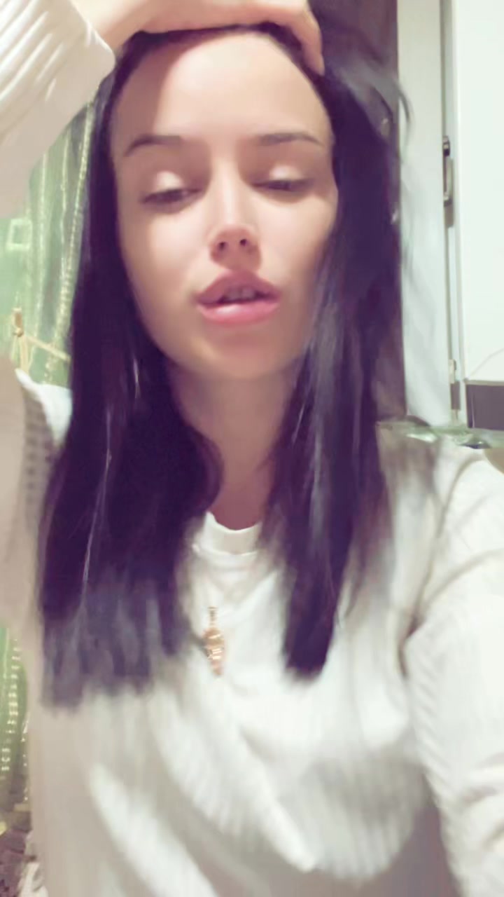 @Vibe Viktorii🎀