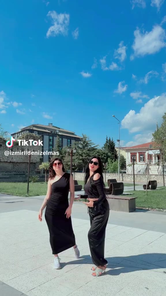 @KOKOŞ