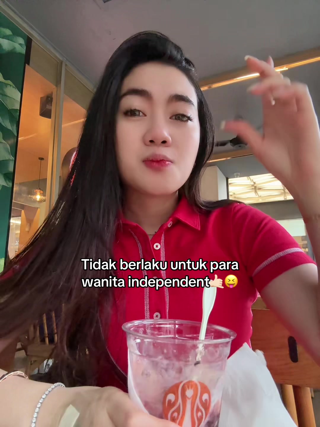 @AGNESSTANIA