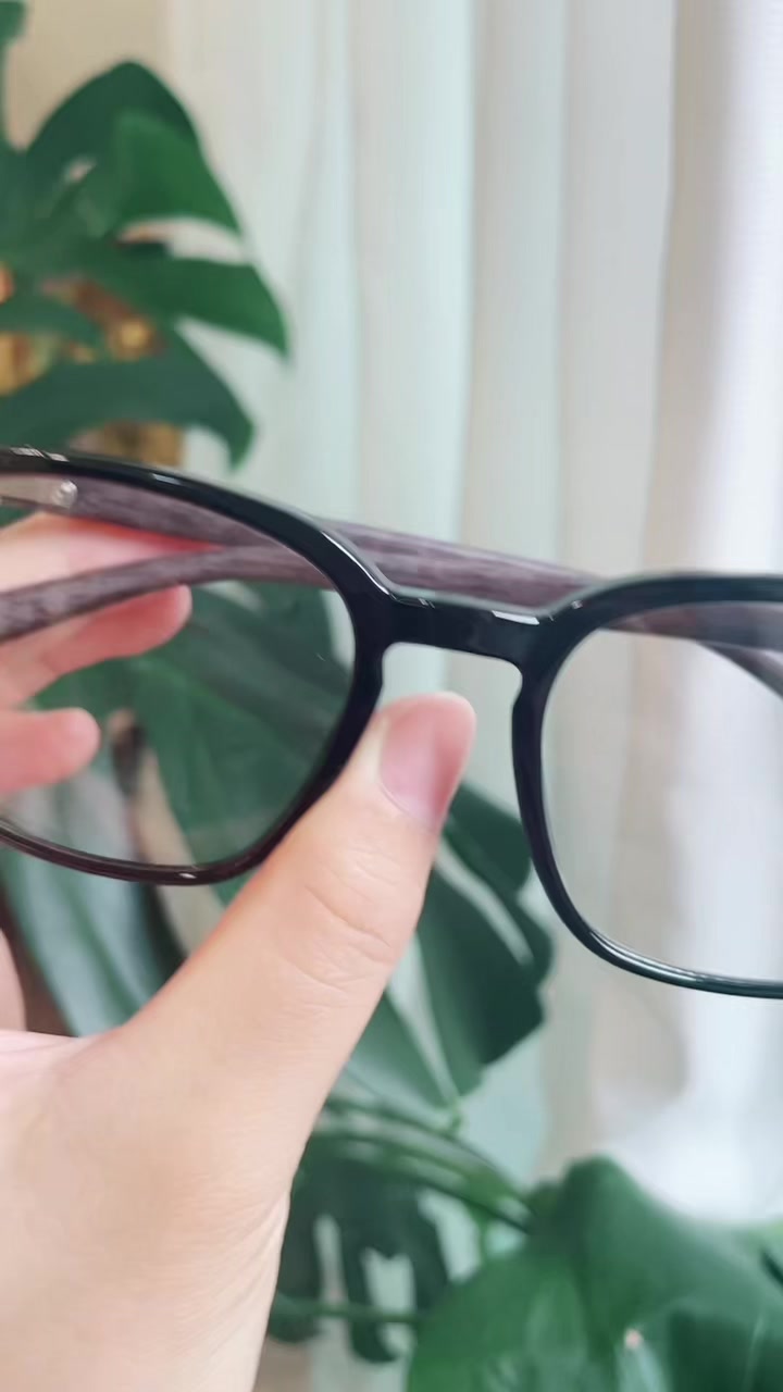 @Design Glasses
