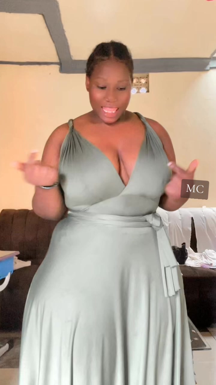 @Miss curvy 🥰
