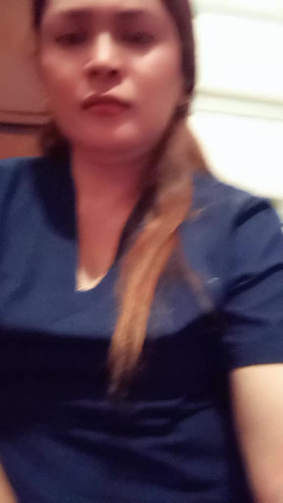 @Rosalie Bro&ntilde;ola