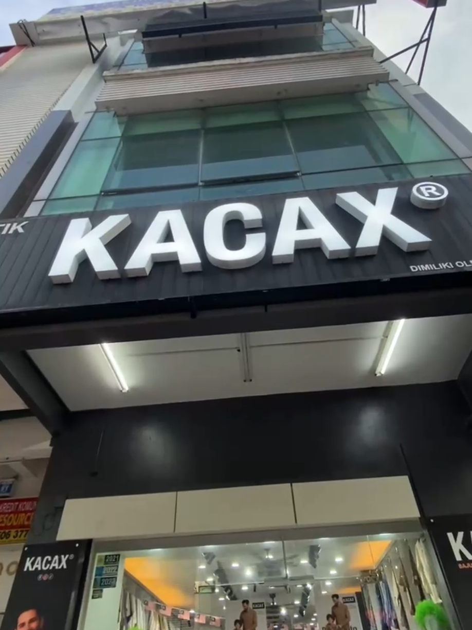 @KACAXHQ