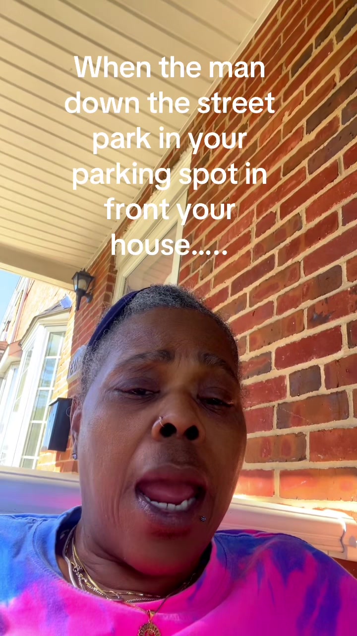@Nina Moss