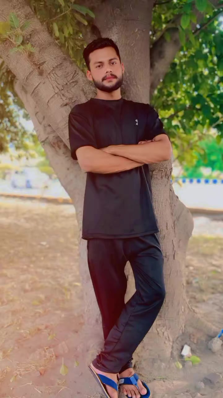 @Akash ❤️🩹💔🙆 veer