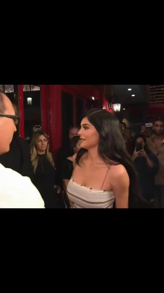 @Kyliejstyle
