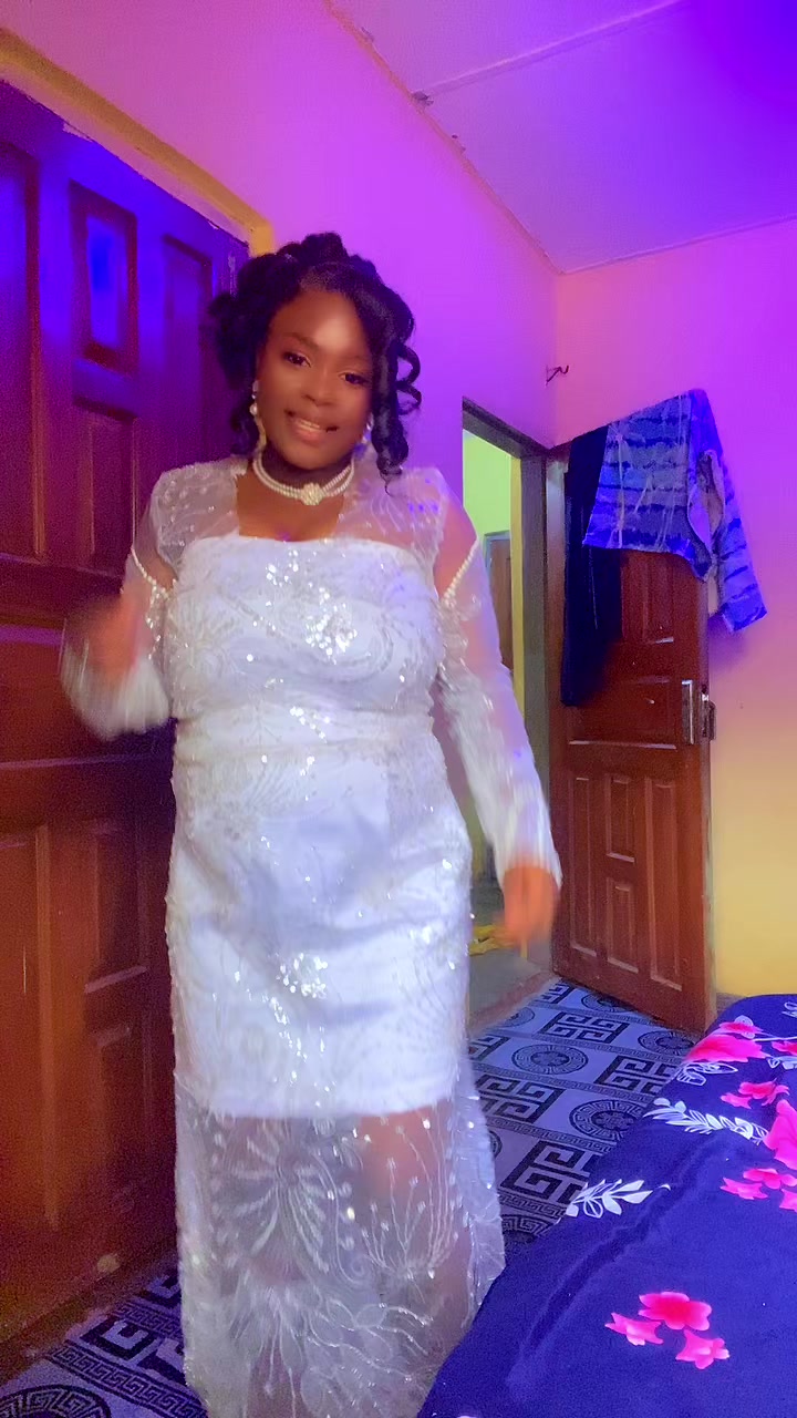 @Tiwa❤️💖💕🤍