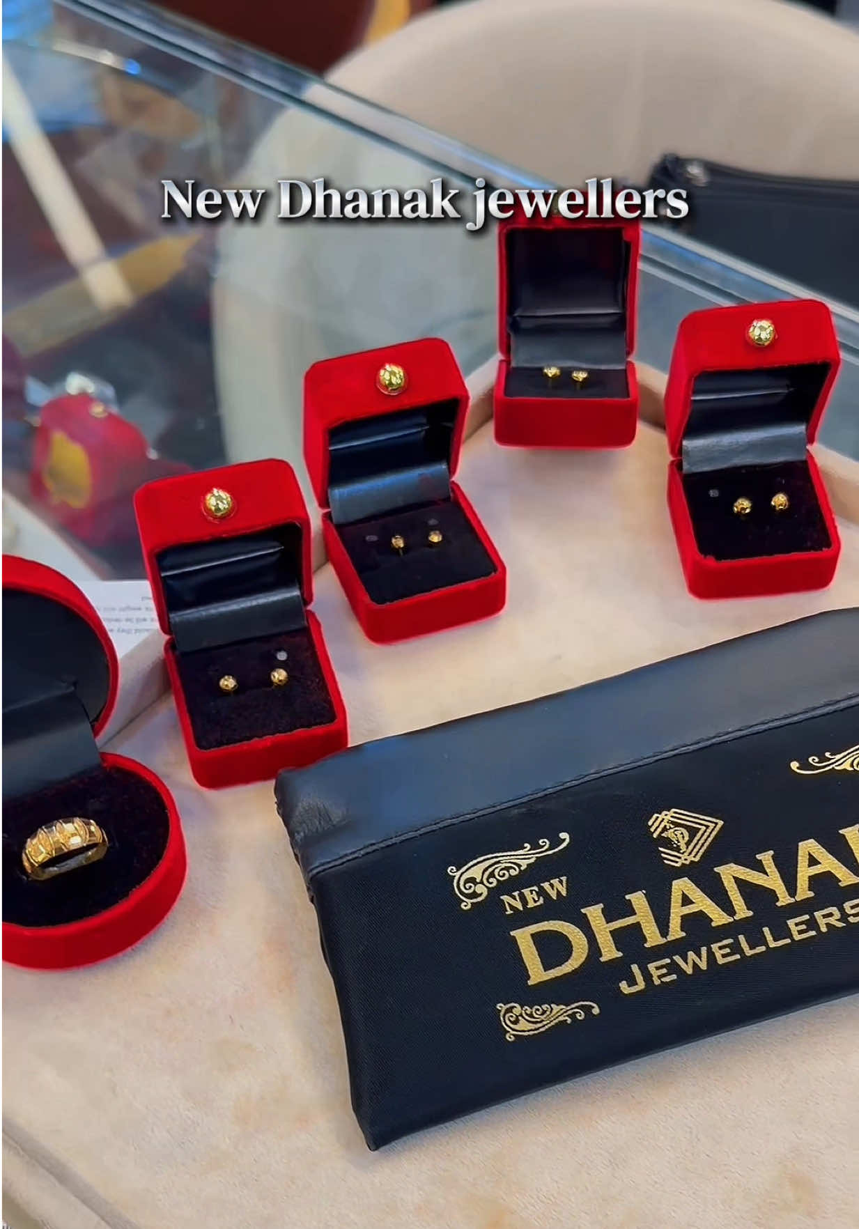 @New Dhanak jewellers