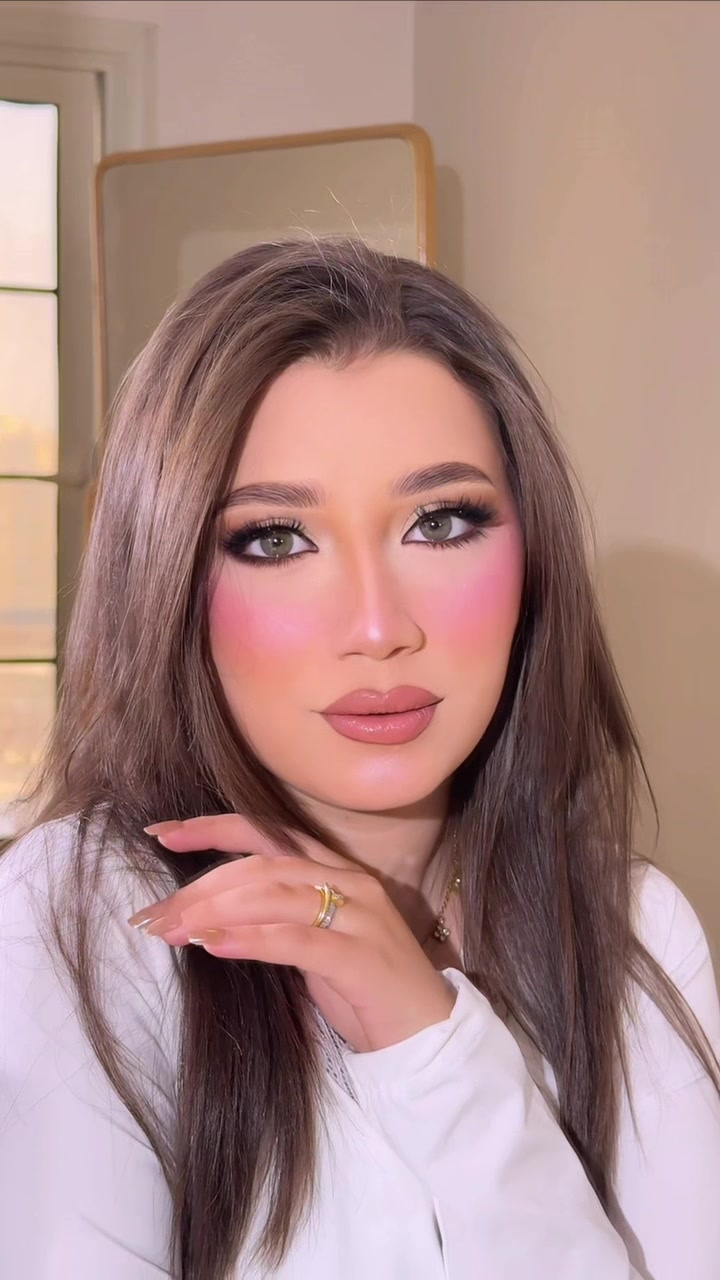 @Esraa makeup artist