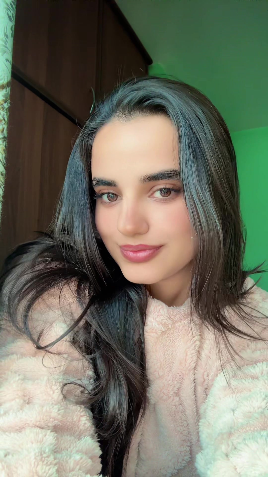 @Prapti🤍