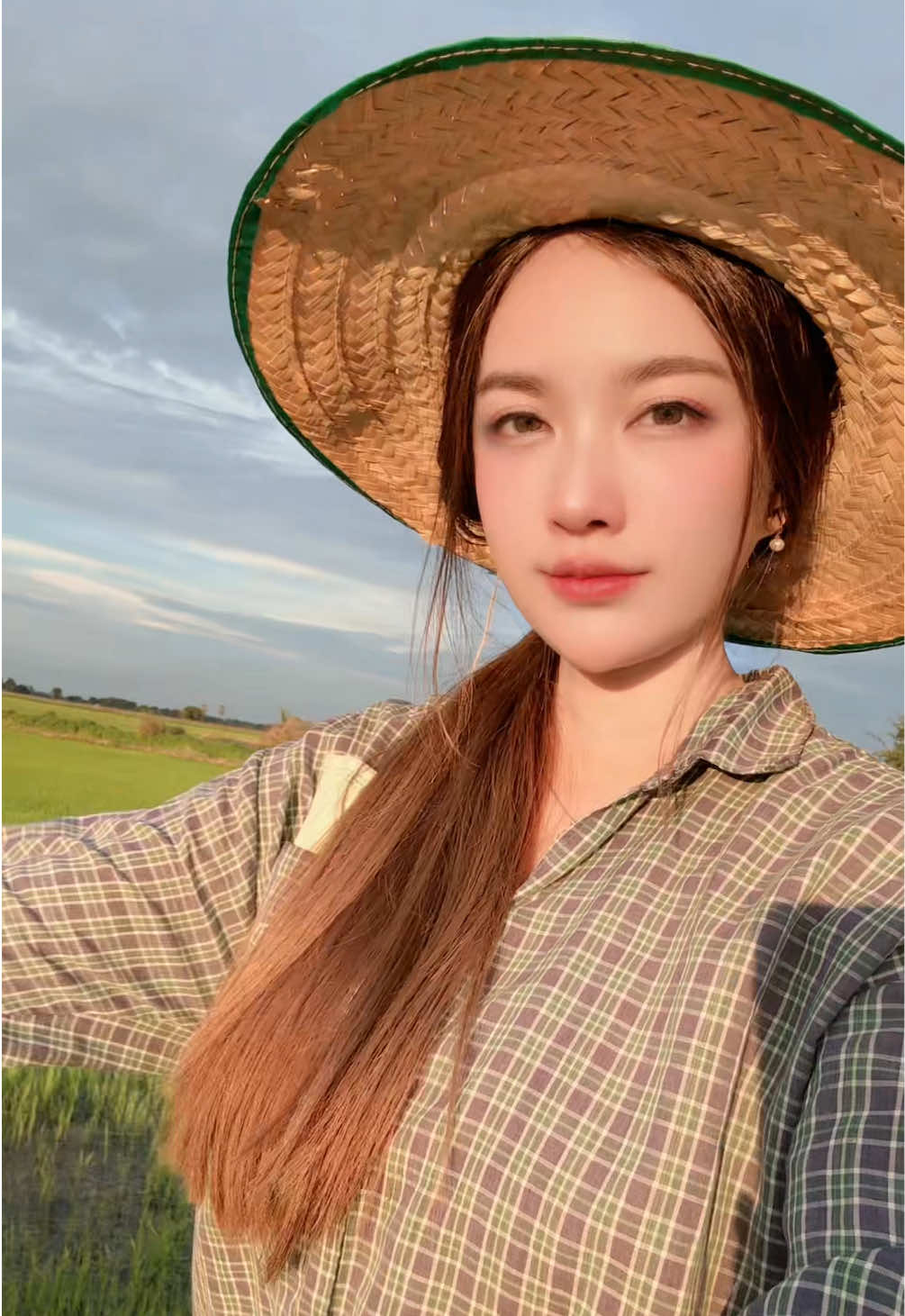 @⋆น้ำผึ้งป่า🐝🌿🌻ᴾᴹ