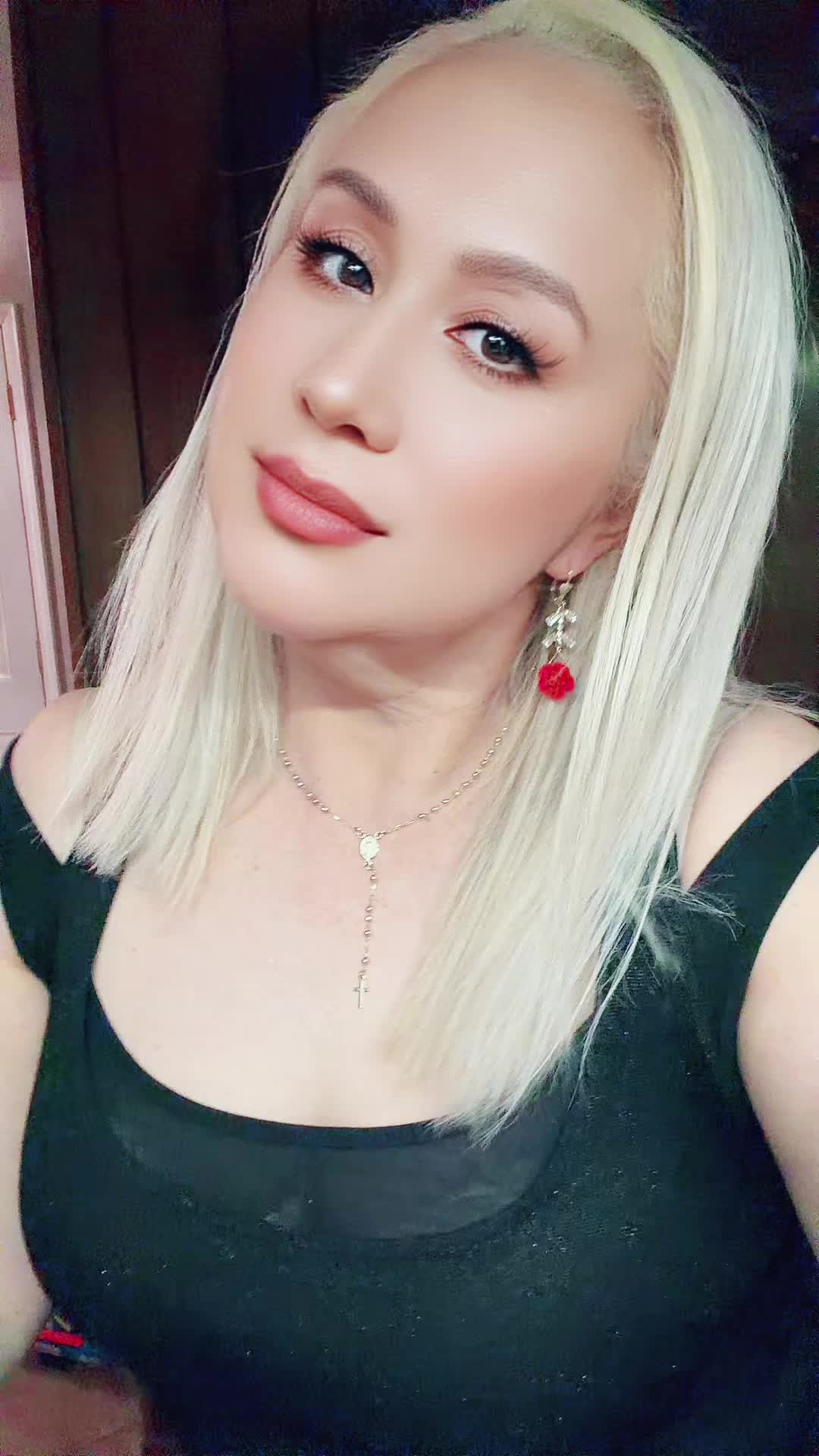 @❤️❤️Rose Esther 🌹💖🥀