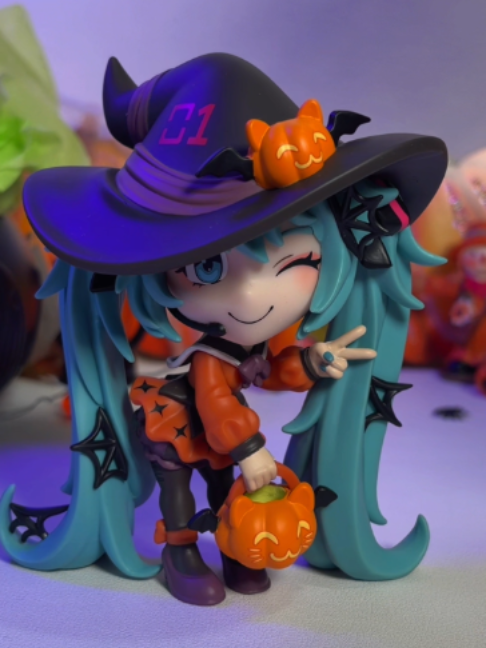 @Youtooz