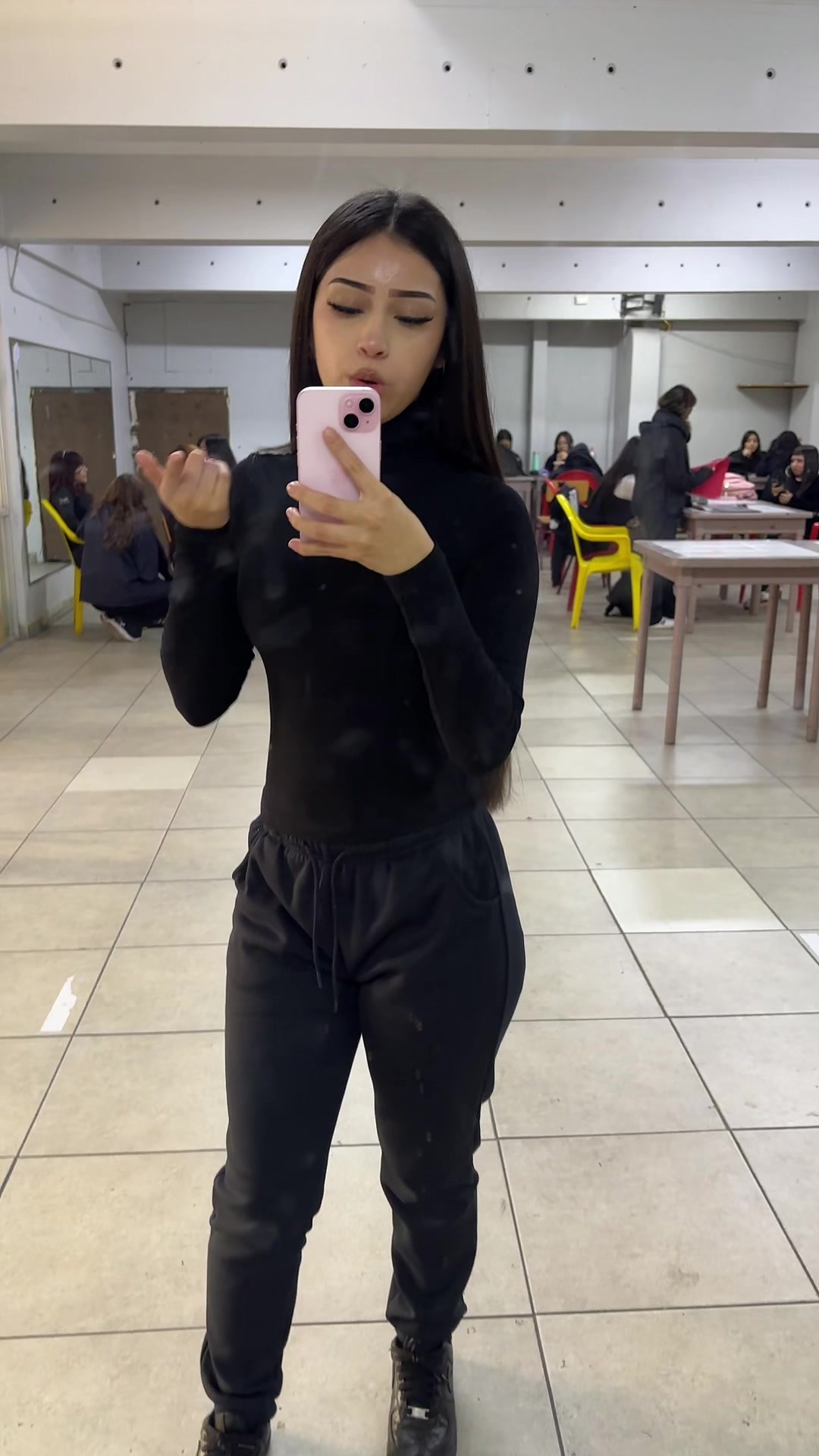 @anngieeew