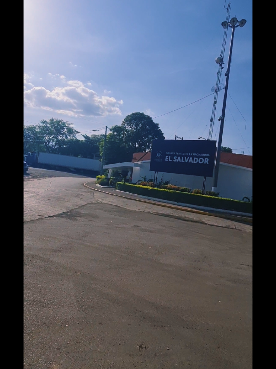 @Giovanni Rivas El de los buses