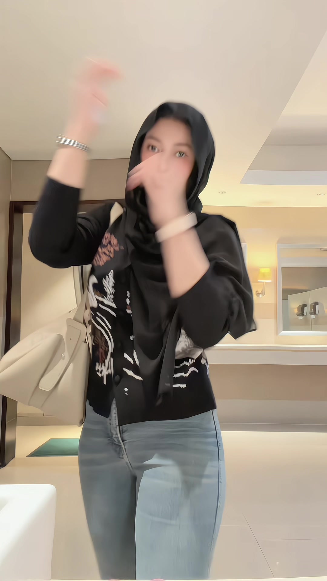 @deyna