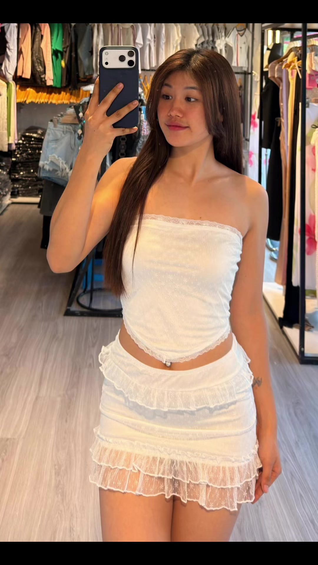 @Eli 98 Fashion Bloom