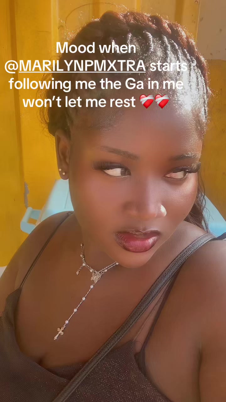 @❤️🩹AfiaHourglass chrizzard💕