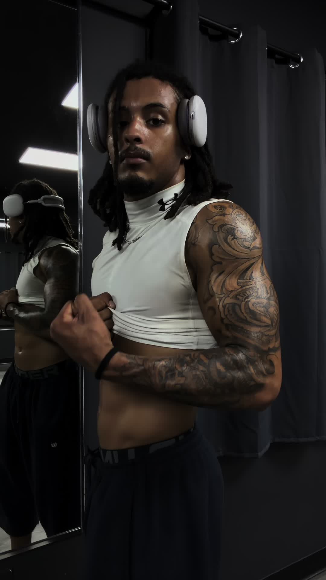 @siahlashawn