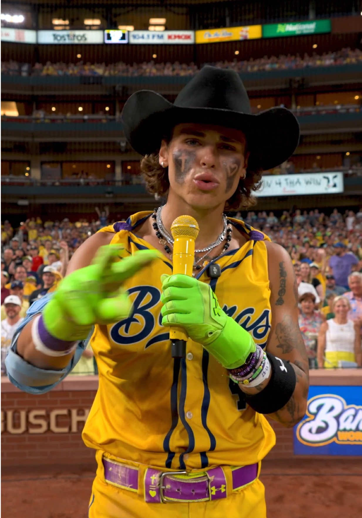 @thesavbananas