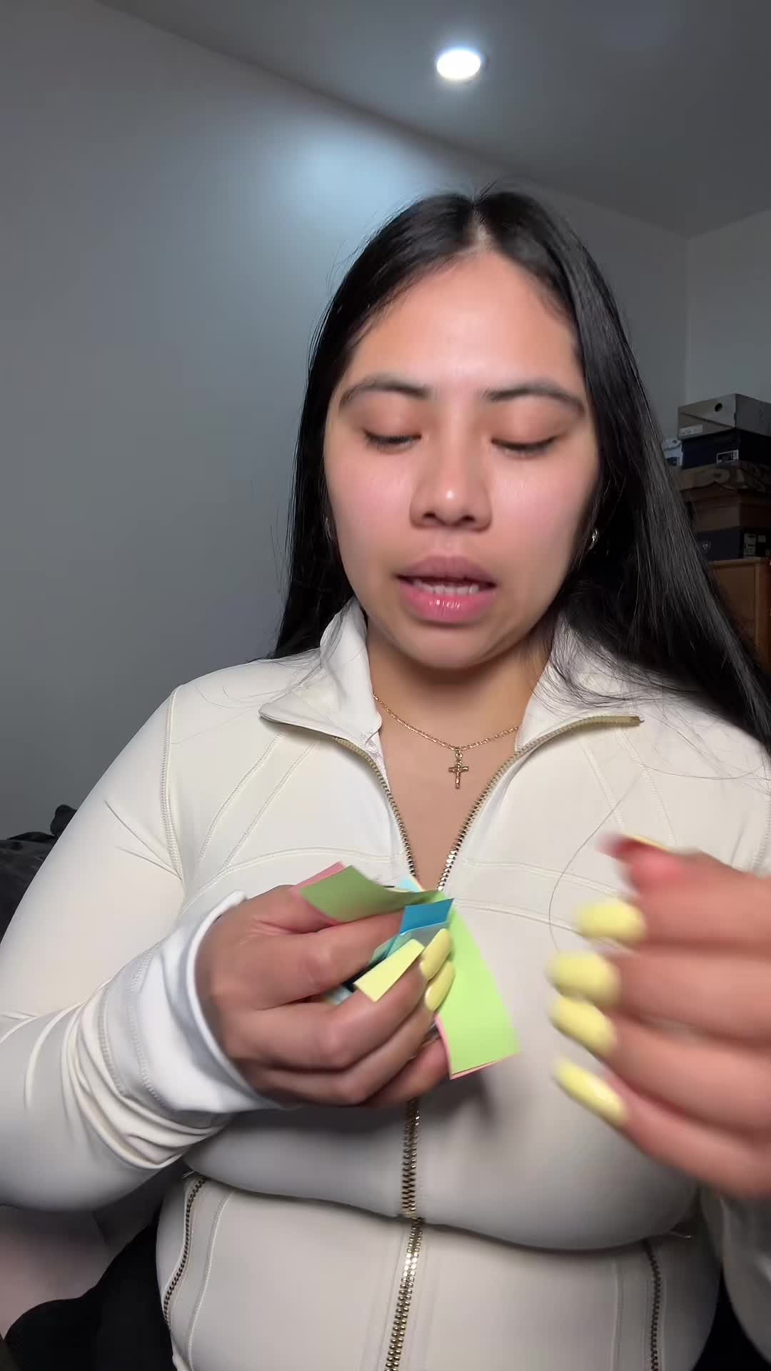 @Alondra Sol&iacute;s