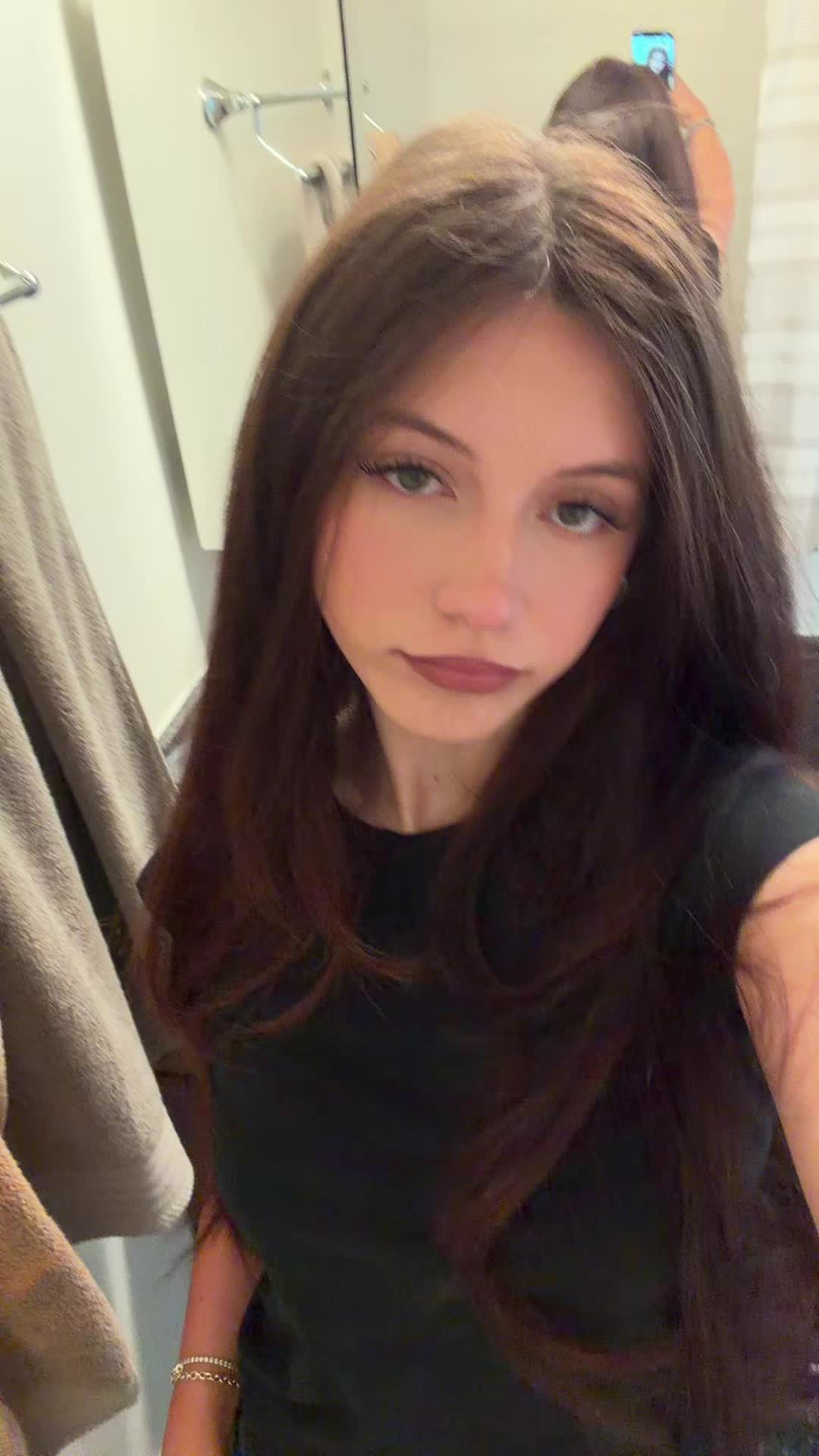 @cococroww