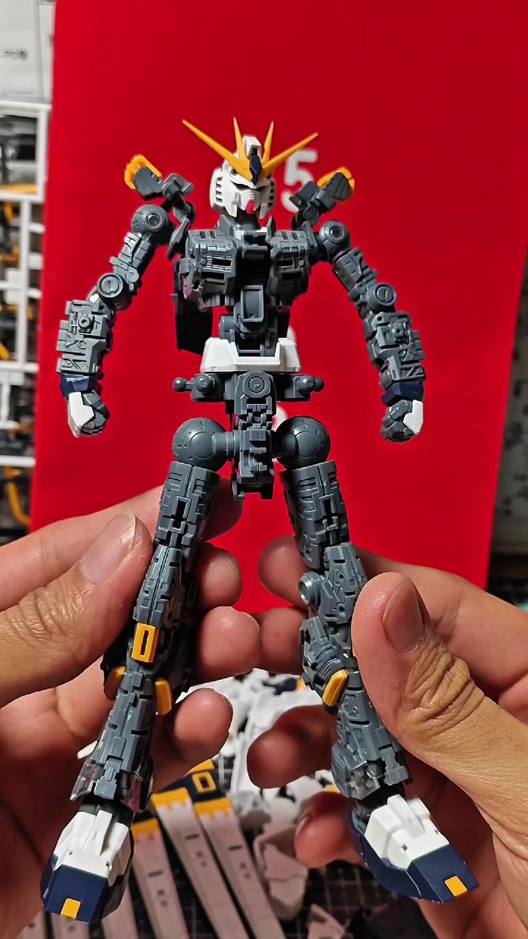 @Gundam Nhà Nghèo