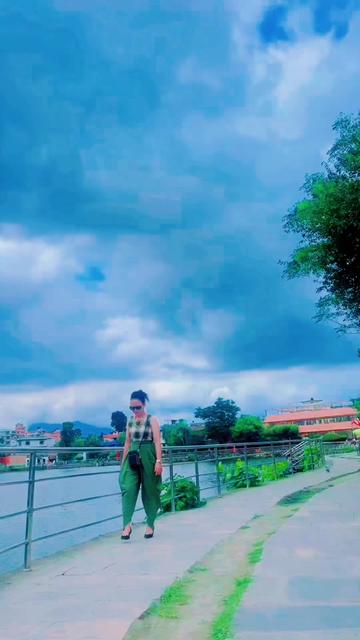 @Sundari_Nembang