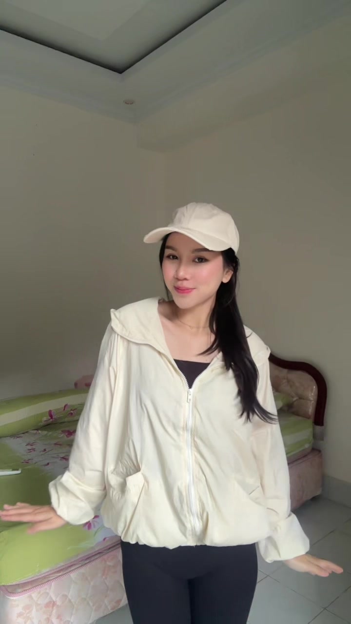 @Indah🎀
