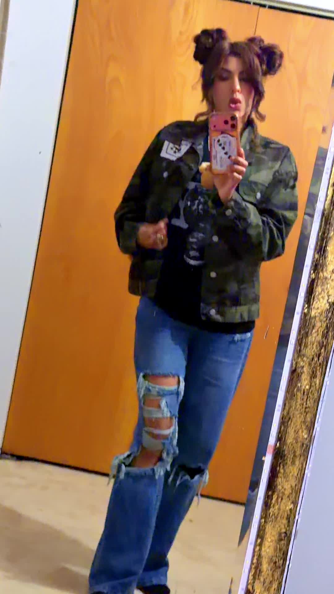 @𝓑𝓻𝓮𝓷𝓭𝓪 ❤️👑