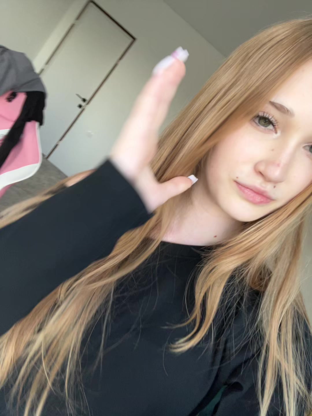 @👾