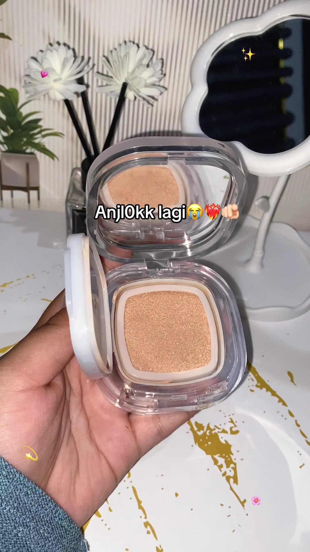 @Putri🦋