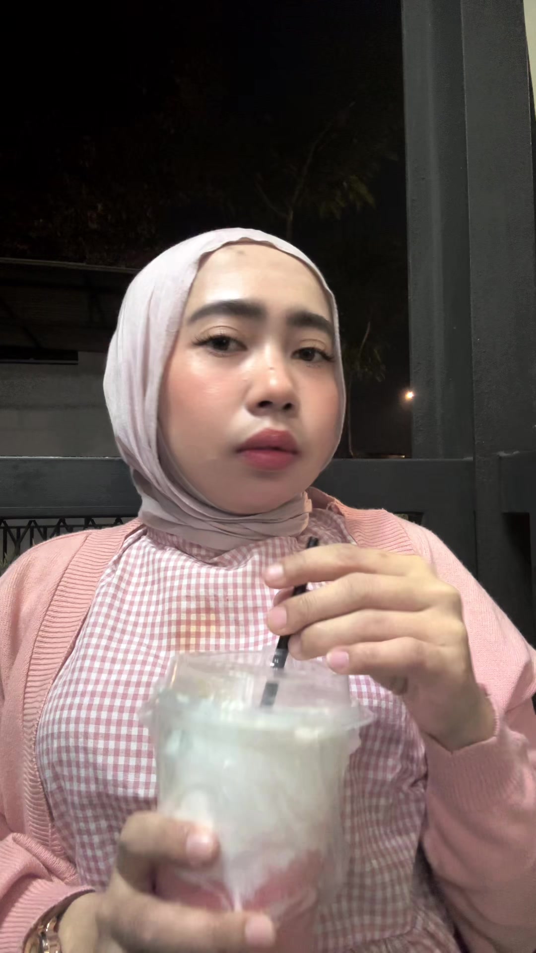 @Dari Kontak Anda