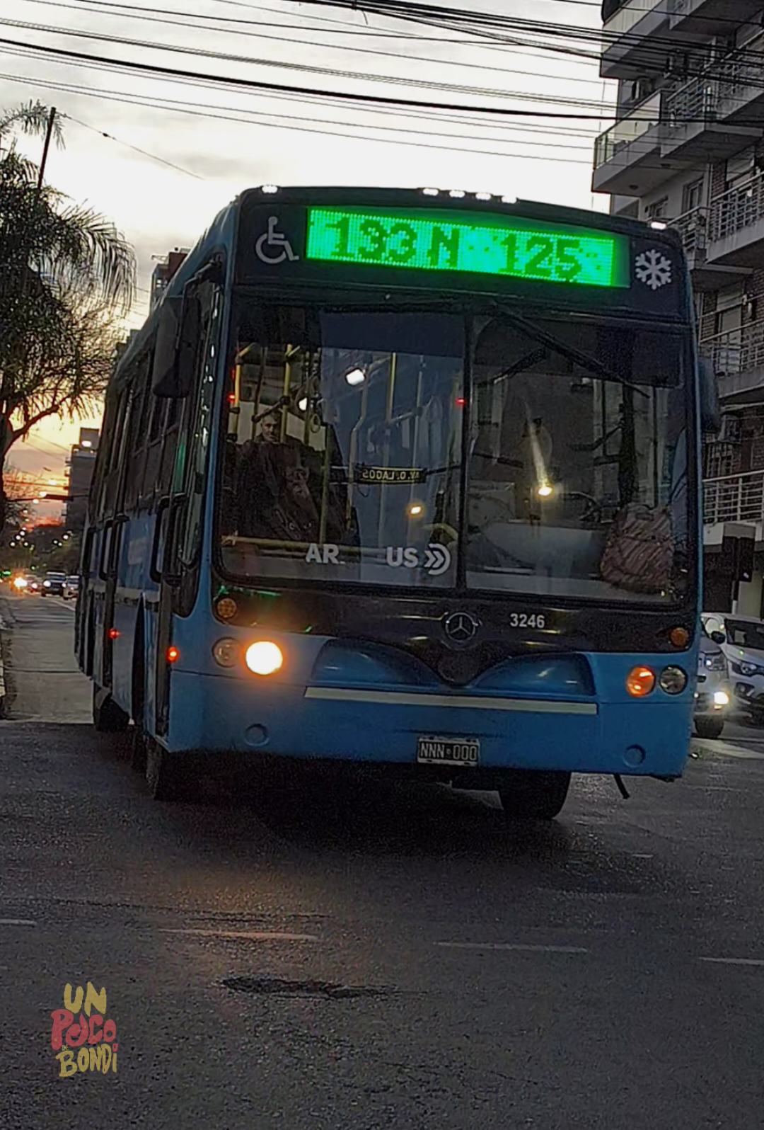@el de un poco de bondi