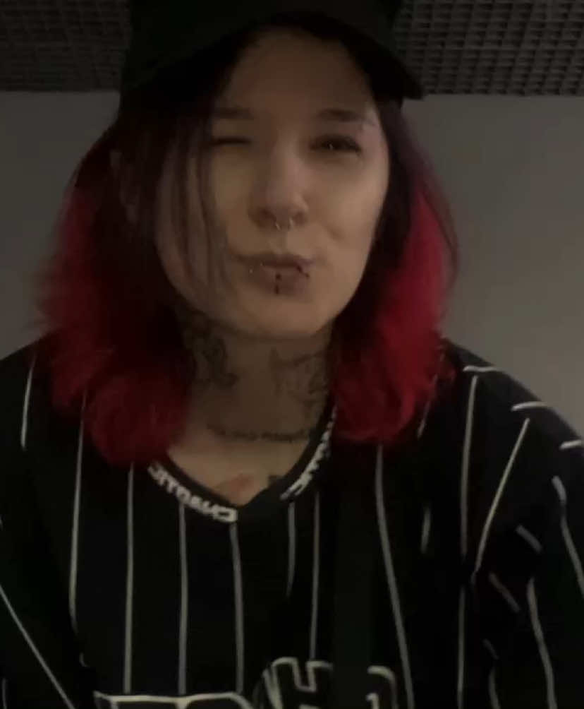 @Ульяна👑