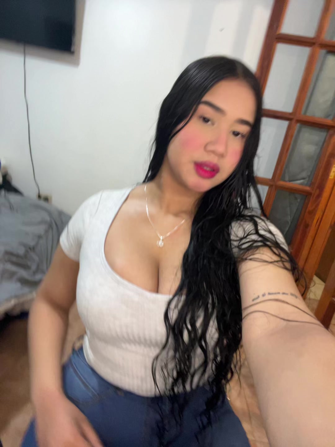 @María Mora