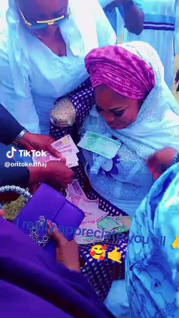 @ADEOLA 💕🥰💞