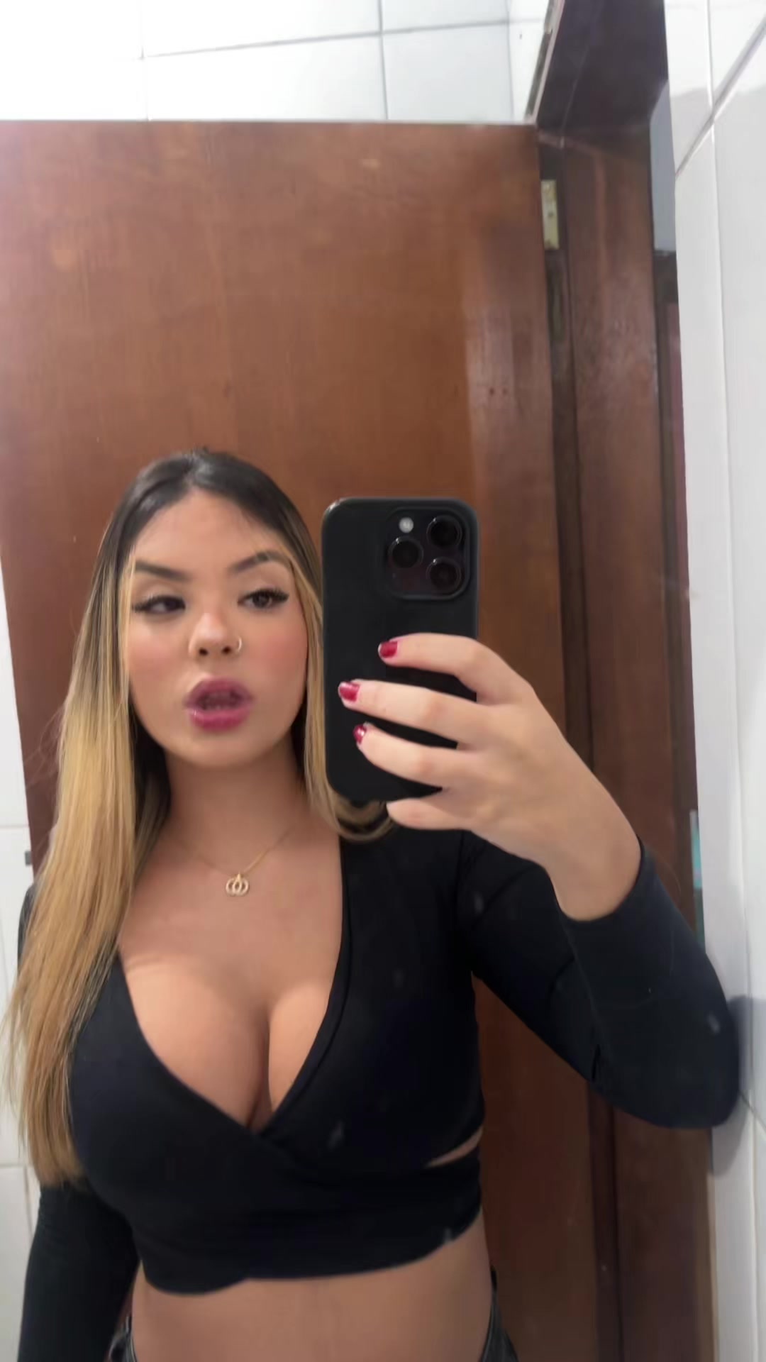 @Karine Vitoria.