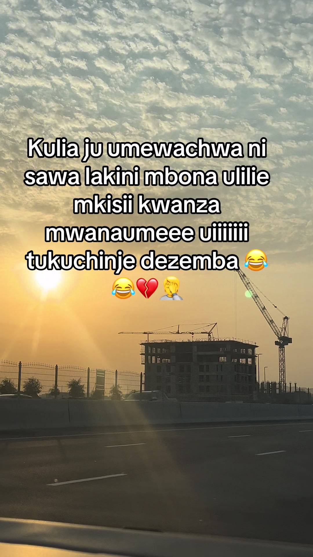 @Ezzy💜🦋