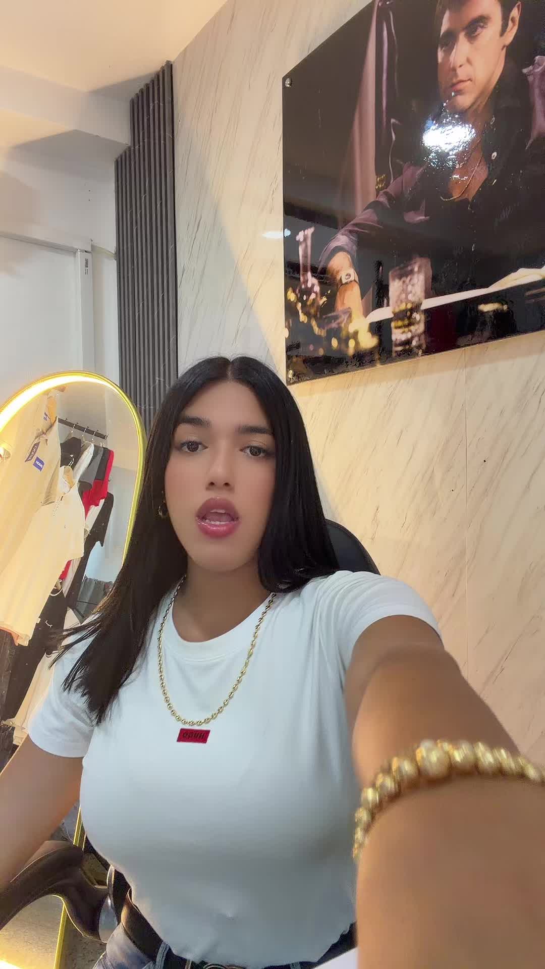 @Alejandra