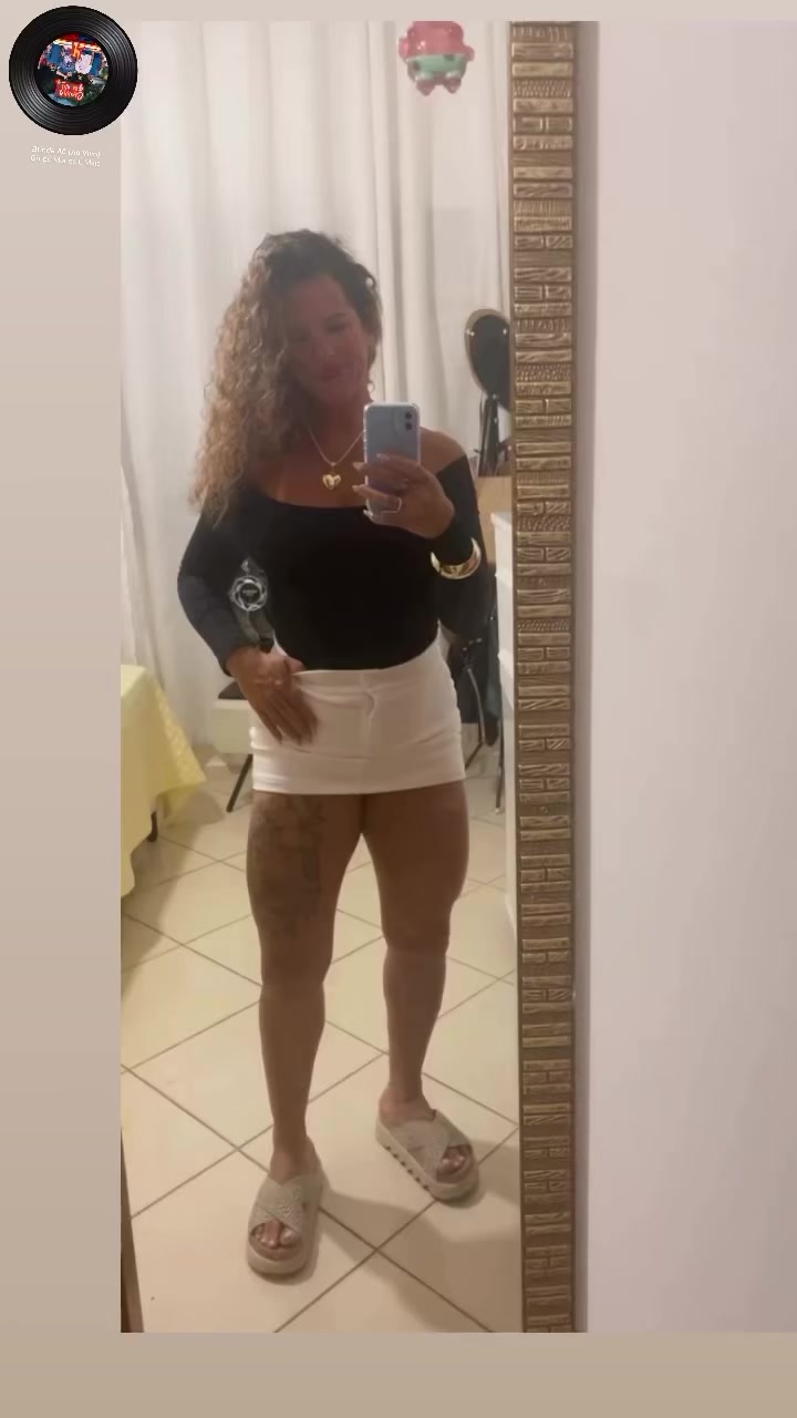 @Alyne França