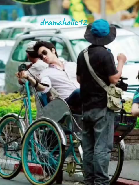 @dramaholic12