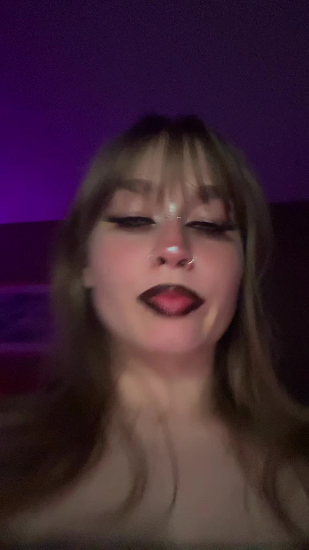 @♚𝕮𝖊𝖗𝖙𝖎𝖋𝖎𝖊𝖉𝖖𝖚𝖊𝖊𝖓♚