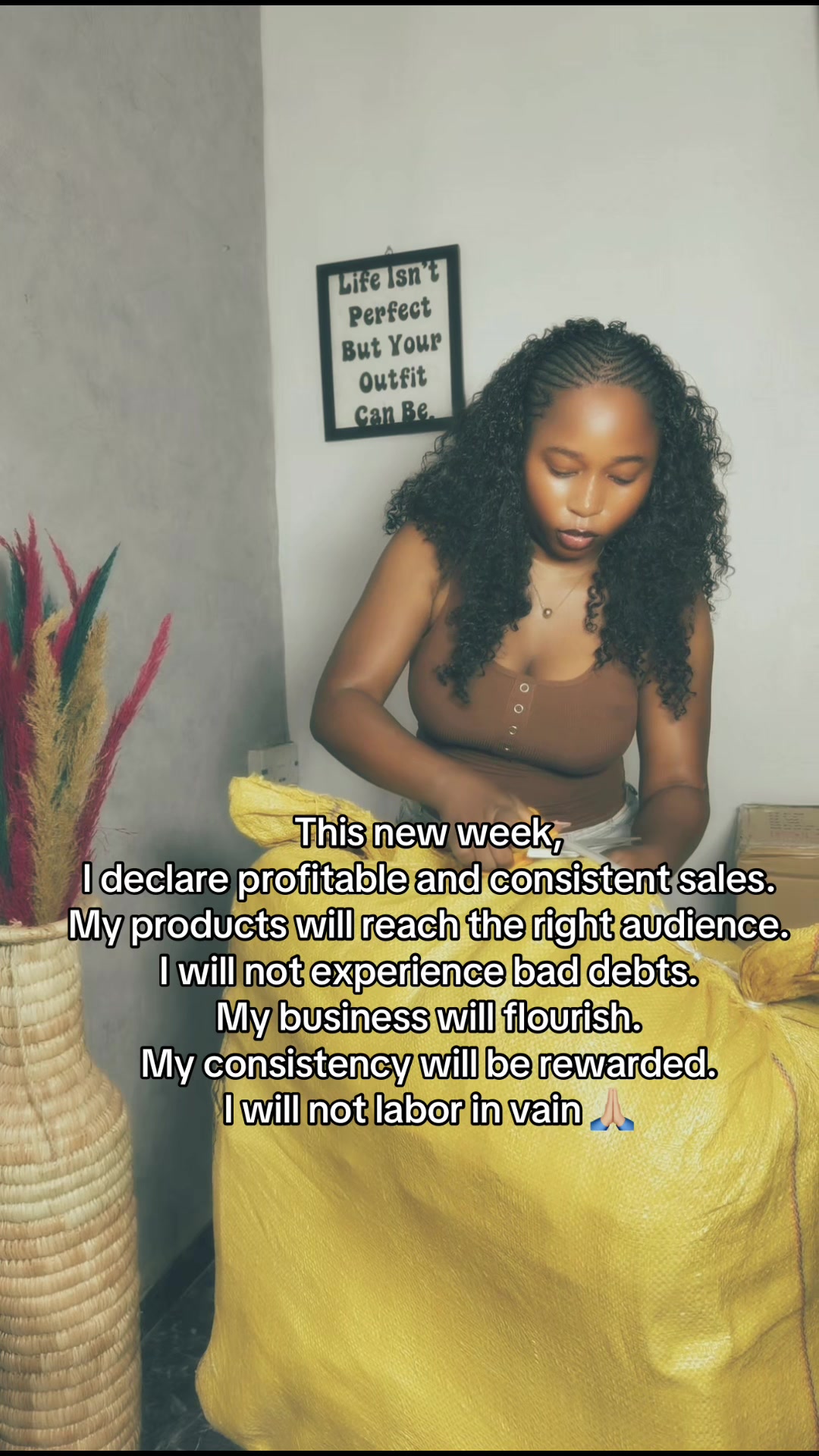 @Deluxebyaduke (CLOTHING STORE)