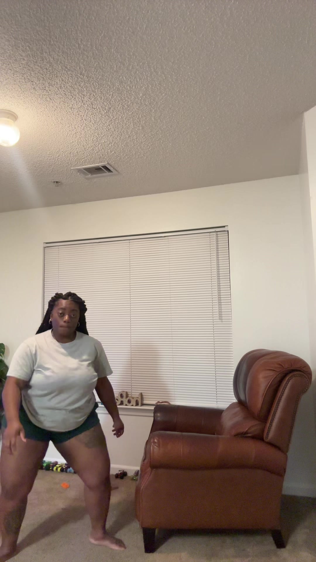@Nia
